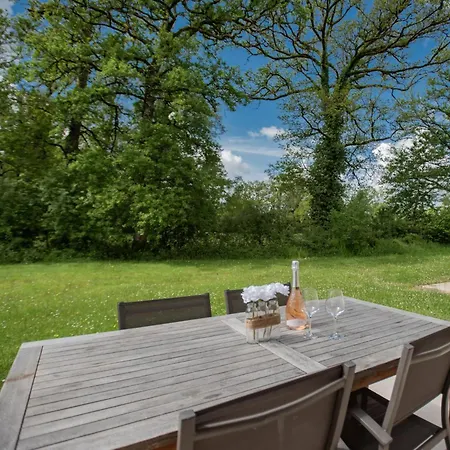 Le Bleu 20 Дом отдыха